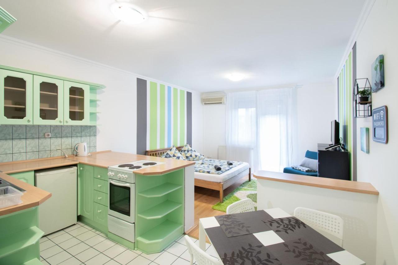 Lux Apartmanok Hajdúszoboszló Eksteriør billede